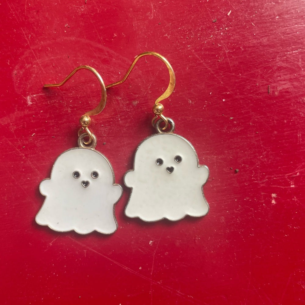 Adorable smiling ghost earrings - Picture 3 of 4